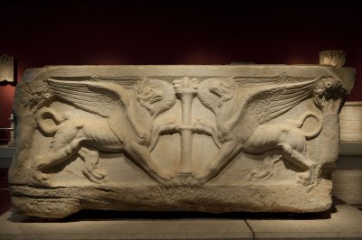 Griffins sarcophagus