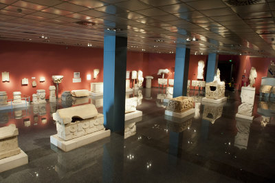 Antalya museum mainly sarcophagi 3288.jpg