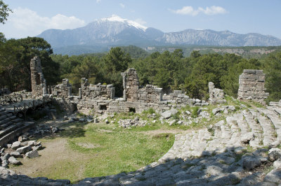 Phaselis march 2012 5334.jpg