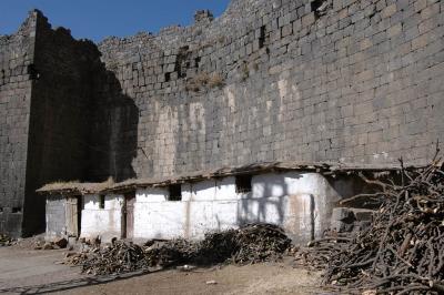 Diyarbakir wall 2559