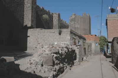 Diyarbakir wall 2612
