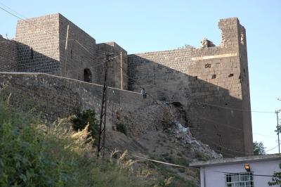 Diyarbakir wall 2637