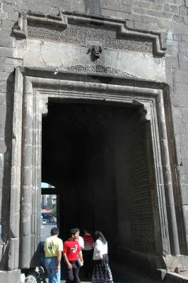 Diyarbakir wall Urfakapi 2549