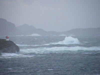 To the west of Rongesund