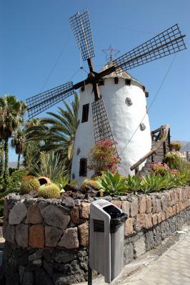 Windmill at Island Village