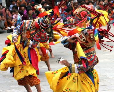 festival dancers