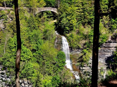 Deh-ga-ya-soh Falls