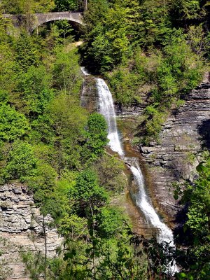 Deh-ga-ya-soh Falls