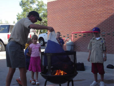 011. Flag Retirement June 14 2006 11.jpg