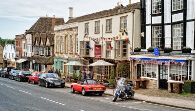 Burford shops