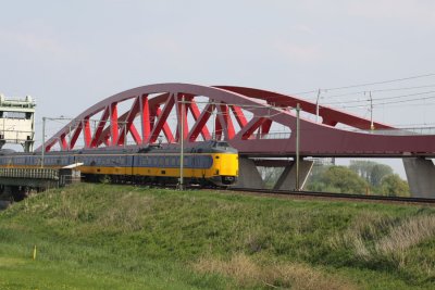 spoorbrug over De IJssel