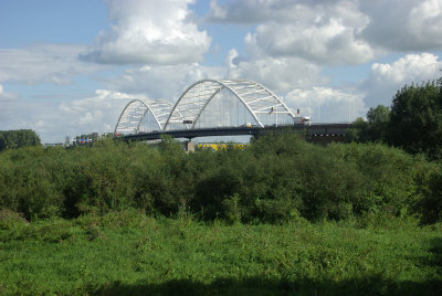 brug over de Merwede