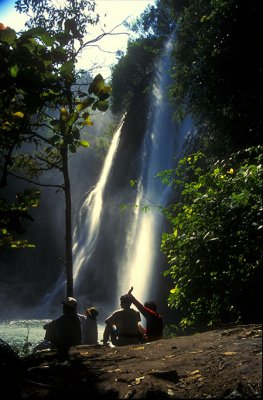 Ke La Su Waterfall