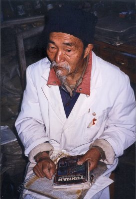 Dr Ho - Herbalist, Yunnan