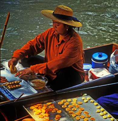 Lunch from a Boat Vendor