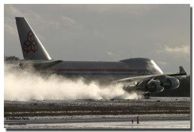 Cargolux in the snow