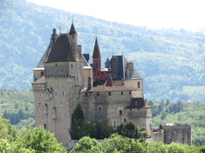 Le Chateau de Menthon St Bernard