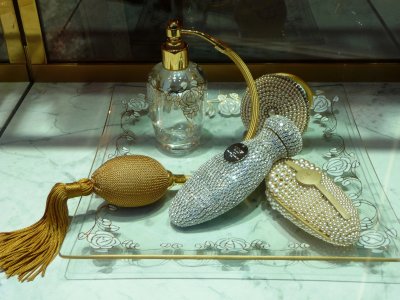 perfume display