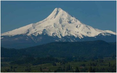 G_MatthewsJ_Mt Hood from Washington.jpg