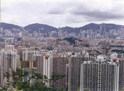 1998 - Cathay's Spirit of Hong Kong flying into Kai Tak