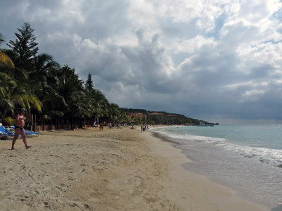 The beach in front of Las Sirenas - looking towards West End Point where there was good snorkeling.