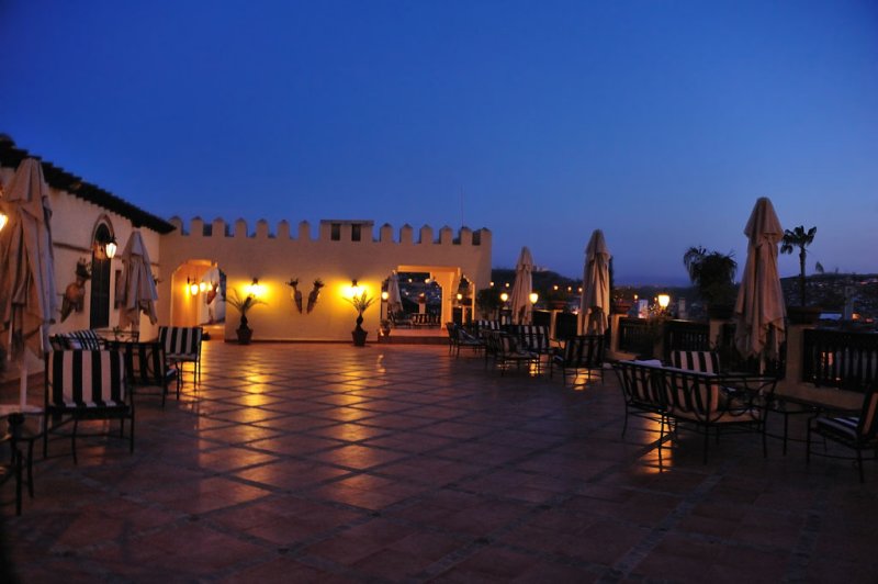 Fs by night