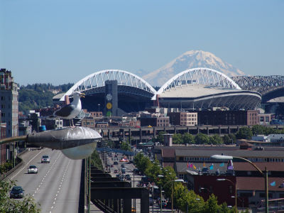 mount rainier with the nice weather