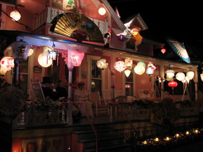 Gingerbread Cottage on Illumination Night.jpg