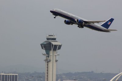 United Airlines Boeing 757