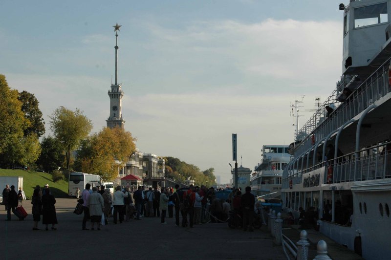 Boarding Viking Kirov