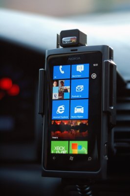 Nokia Lumia 800 active Brodit holder