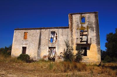 Villa Abandoned