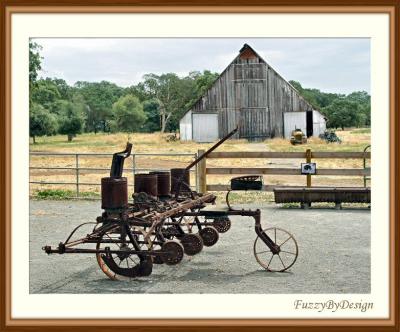 g4/29/9229/3/60839480.dsc08796sampleframedseederandbarn.jpg