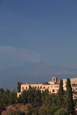 Active Mt. Etna With White Smoke (IMG_3294.JPG)