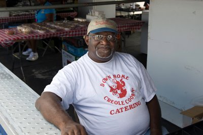 Friendly food vendor