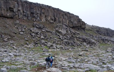 The basalt canyon of Hljodaklettar looks ordinary as one enters.