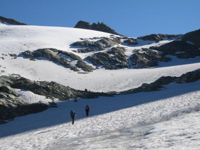 Moving towards Mont Gel