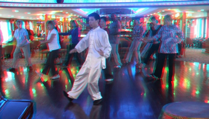 Taijiquan aboard Yangtze River cruise