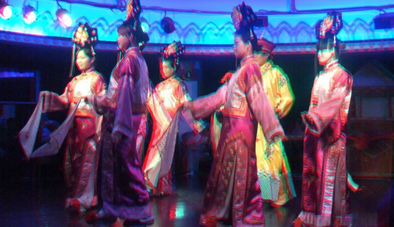 Costume show, Yangtze River cruise