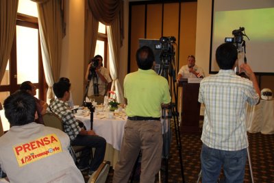 INPROTUR y Emilio Scotto - Desafío Ruta 40 Argentina. Conferencia en Lima, en el Country Club Lima Hotel
