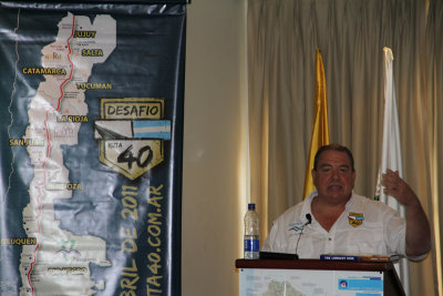 El Instituto Nacional de Promoción Turística Argentina (INPROTUR) y Emilio Scotto,  promocionan el Desafío Ruta 40. En Colombia