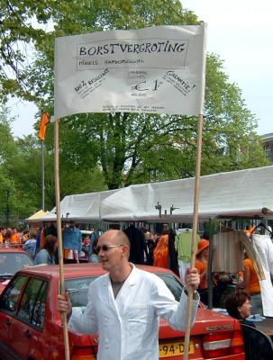 Queensday 2004 - boob enlargement through manual therapy, 1 euro