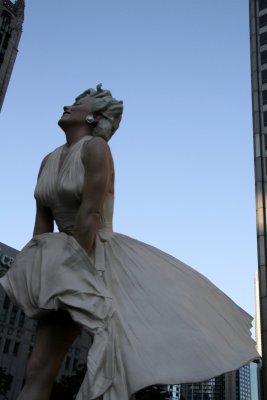 Forever Marilyn by J. Seward Johnson, Michigan Avenue, Chicago