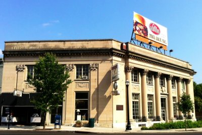 Oakley Square, Cincinnati, Ohio