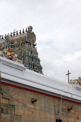 Signs of Securalism, Meenakshi temple, Madurai, India