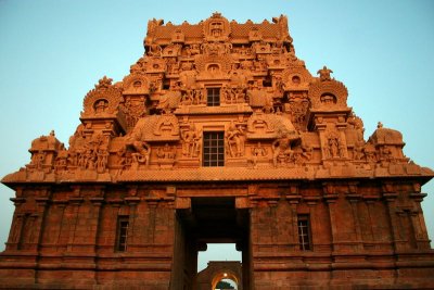 Rajarajan Tiruvayil - second gopuram entrance, Brihadeeswara Temple, Thanjavur, India