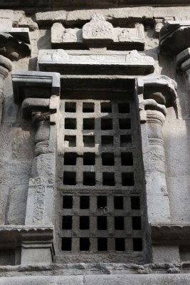 Grill door, Sarangapani Temple, Kumbakonam, India