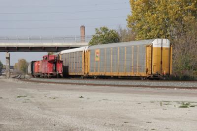 UP Autoracks approaching Blue Island Jct. 10/30/05