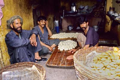 Making Kulche in Muzaffarabad