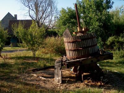 wine press at Srigny